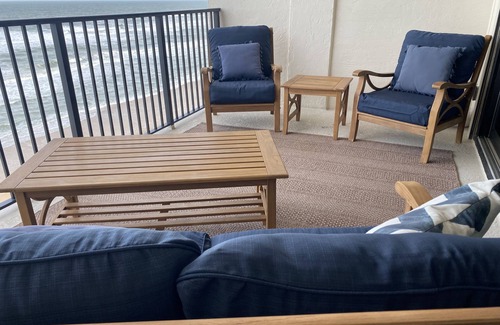 New Smyrna Beach Condo | Oceanfront Luxury Condo in New Smyrna Beach,10th floor w/balcony, No Drive Beach