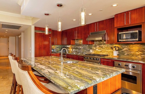 Kaanapali Condo | Oceanfront Luxury at Honua Kai Konea 250: Stunning Views and Gourmet Amenities!