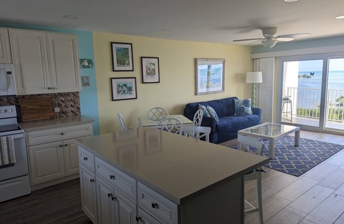 Tavernier Condo | Oceanfront Luxury Condo