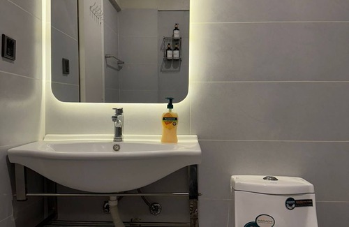 Clifton Apartment | Oceanfront Oasis in Clifton: Steps to Dolmen Mall