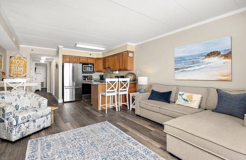North Ocean City Condo | Oceanfront One Bedroom Condo with Larger Floorplan