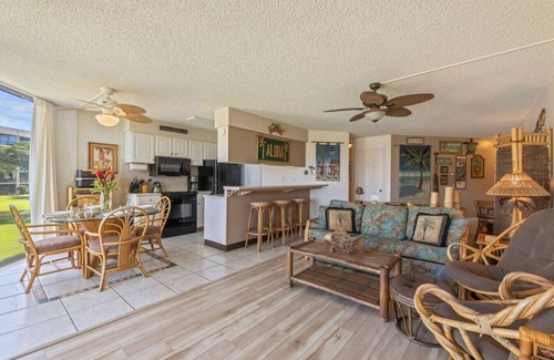 Kihei Apartment | Oceanfront Paradise | Maui Sunset 2BR/2BA Condo