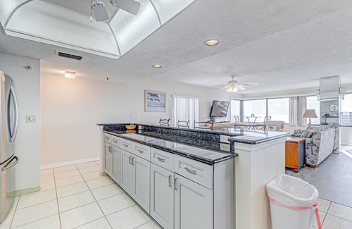 Ormond-by-the-Sea Condo | Oceanfront Penthouse Condo with Ocean Views, Shared Outdoor Pool, and WiFi