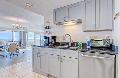 Ormond-by-the-Sea Condo | Oceanfront Penthouse Condo with Ocean Views, Shared Outdoor Pool, and WiFi