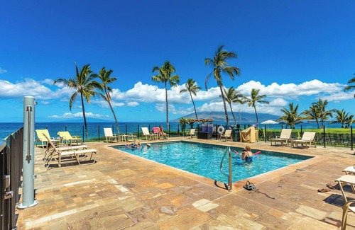 Kihei Condo | Oceanfront Penthouse with Views