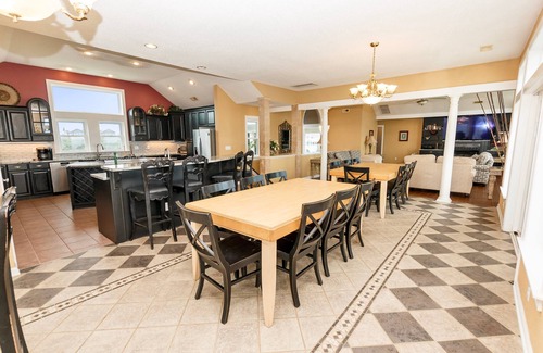 Whalehead Beach House | OCEANFRONT, priv pool & Hot Tub, Rec Room-WL1011, Sea Esta