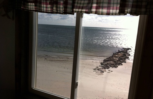 South Yarmouth House | OCEANFRONT, PRIVATE BEACH AND DECK, AMAZING VIEWS, KAYAKS, 2 Story House, 4+BR