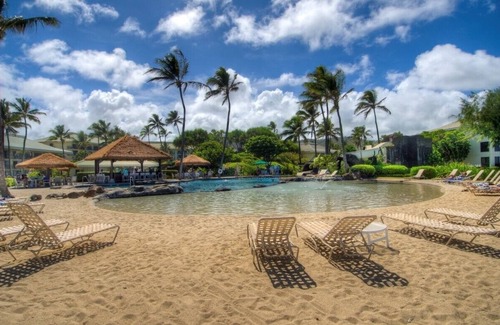 Hanamaulu Condo | Oceanfront Resort steps to pool/beach via your lanai, 4 Beautiful Pools