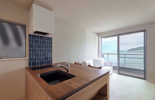 Yokosuka House | Oceanfront Rooftop Jacuzzi Standard 2 people - Oceanfront Room only/Yokosuka Kanagawa