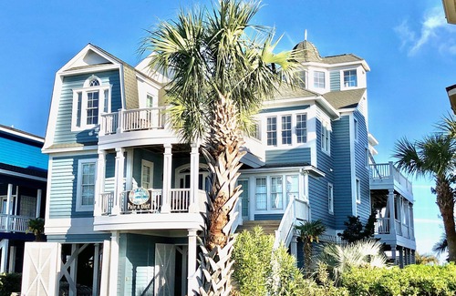 Sunset Beach House | Oceanfront & Soundfront! Luxury Beachfront, Pool, Private Exclusive West End