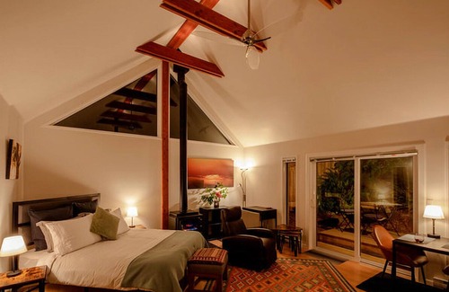 Denman Island Resort | Oceanfront Spa | Oceanview Ensuites | All Seasons