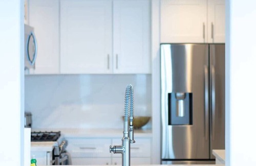 Village of La Jolla Condo | Oceanfront Studio in Heart of La Jolla Cove