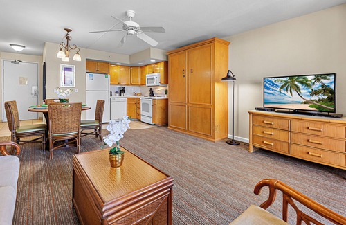 Kahana Condo | Oceanfront Studio W/Beach Access and Pool. Amazing Views!