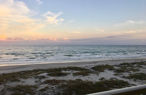 Cocoa Beach Condo | Oceanfront Top Floor Condo on Cocoa Beach - 3 bed 2 bath