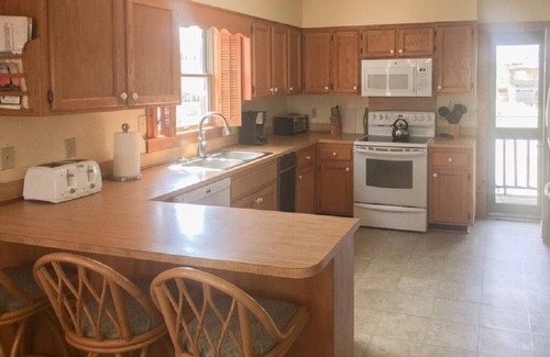 Duck House | Oceanfront townhome with sound access in Duck!