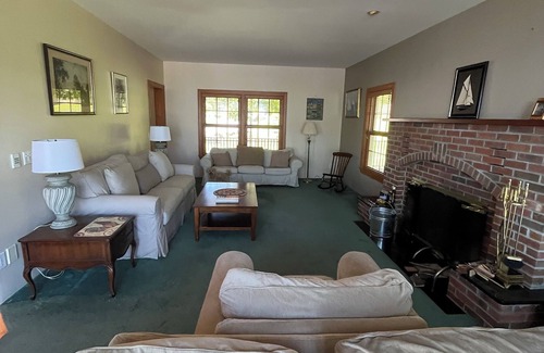 Deer Isle House | Oceanfront - Tranquil 4-bedroom, 3.5 bath Deer Isle home with fiber Internet, AC