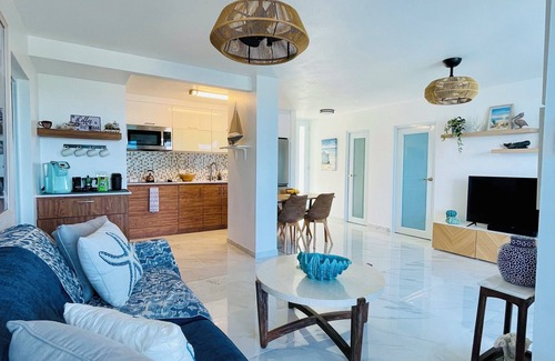 Sardinera Condo | Oceanfront VIEW Fajardo, 2 BDRM+2BA Condo A/C, Olympic sized Outdoor Pool, WIFI