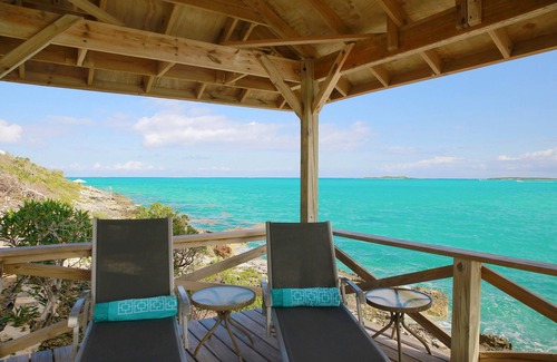 George Town Villa | Oceanfront Villa with Commanding Views of Elizabeth Harbour