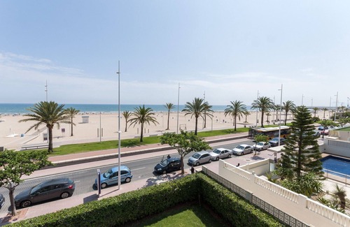Grau i Platja Apartment | Oceanfront with stunning views of the sunset! Recently redecorated !