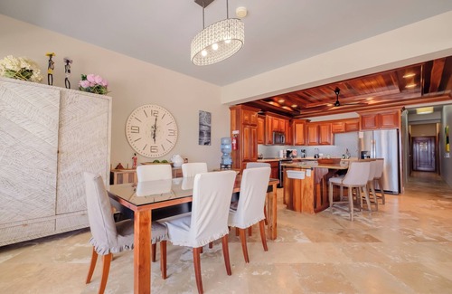 Boca Ciega Condo | Ocean’s Edge 1A – Ground-Floor Beachfront Condo on Ambergris Caye