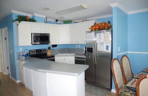Cudjoe Key House | Oceanside Paradise: Kayaks, Free WiFi, A/C, Grill, Elevated Deck, 24hr Security