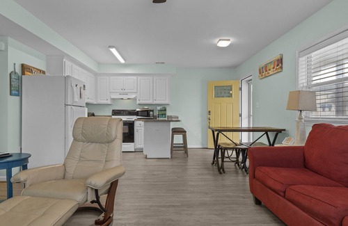 Atlantic Beach Condo | Oceanside/Pet Friendly Condo-Boardwalk Shores B