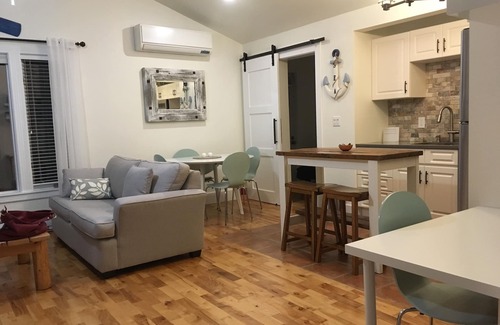 Hubbards Cottage | Oceanside Retreat Hubbards Nova Scotia
