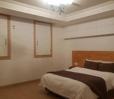 Eulwang-ri Hotel | Oceanside Tourist Hotel