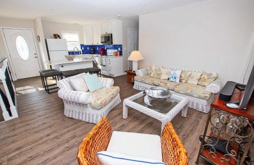 Corolla House | Oceanside, Wild Horses! Beach getaway, remote location, 4x1701, Sandy Paws Retreat