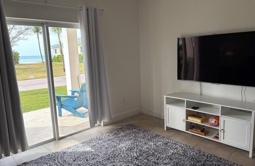 Alice Town Condo | Oceanview 2 bed, 2 bath, steps away from clubhouse, beach and pool.