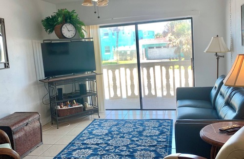 Ormond-by-the-Sea Condo | Oceanview Across From The Beach
