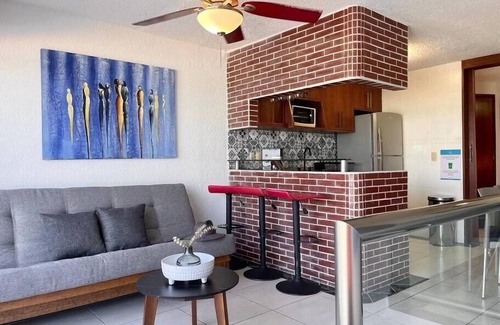 La Isla Apartment | Oceanview and Beach Access | 2 bedroom Townhouse