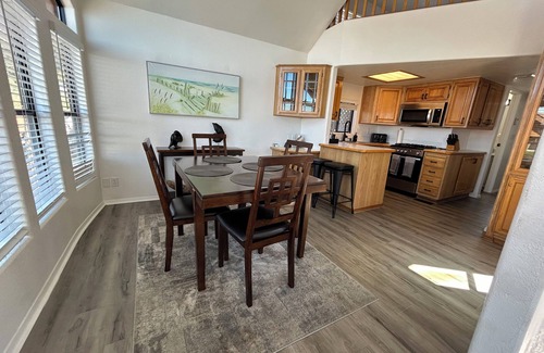 Smith River Cabin | Oceanview Cabin 22 with Private Jacuzzi and Stocked Kitchen (Private Beach Owned by White Rock Resort)