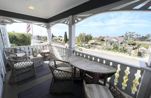 Summerland Condo | Oceanview Luxury Summerland Beach Condo B above Wine Tasting Room- walk to beach