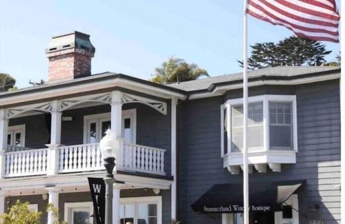 Summerland Condo | Oceanview Luxury Summerland Beach Condo B above Wine Tasting Room- walk to beach