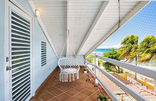Espinar Apartment | Oceanview Retreat with Pool and Parking