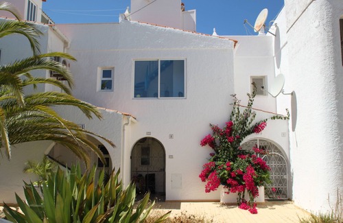 Vale de Centianes Apartment | OceanView Right on the sea