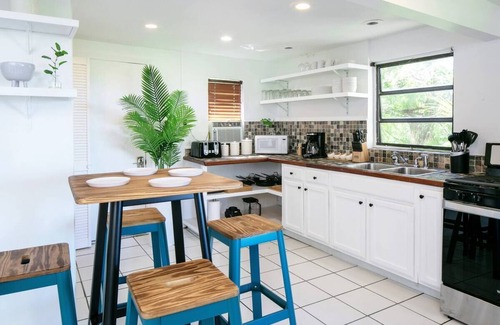 Estate Enighed Apartment | Oceanview Stay - Walk to Beach