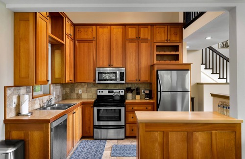 Copalis Beach House | OceanView Villa - High speed starlink internet and hottub