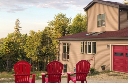 Stonington House | Oceanville Oasis on the Peaceful Island