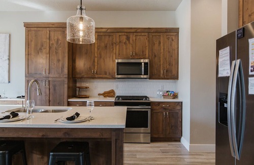 Ivins House | Ocotillo Springs Resort 26| Community Pool Access