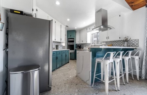 Visalia House | OctaFarmRetreat π³ Gateway To Sequoia Natl Park π