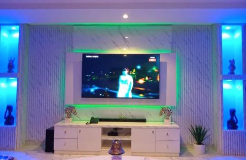 Orozo Apartment | OD Cribs Luxury Apartment and On demand Car Service