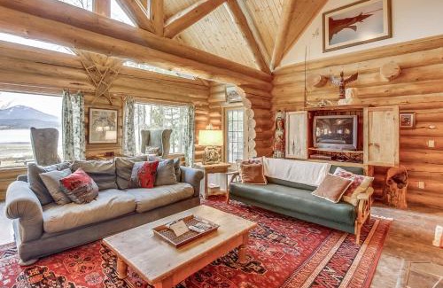 Sandpoint House | Oden Bay Log Home