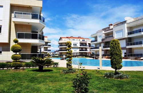 Belek Apartment | Odyssey Park Belek Pool View