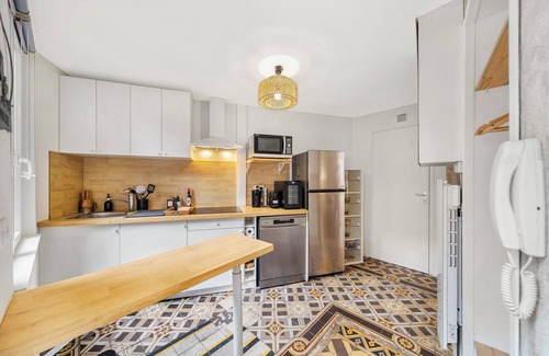Dijon Centre Ville Apartment | Oenosuite - Charm & Wine in the heart of Paris