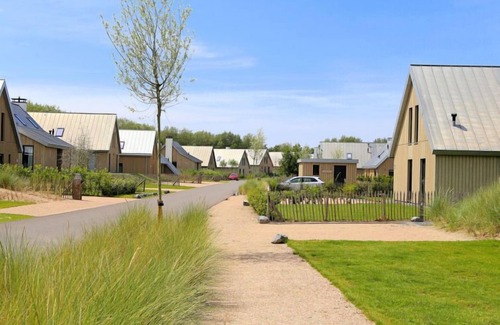 Tholen House | Oesterdam Resort by Interhome