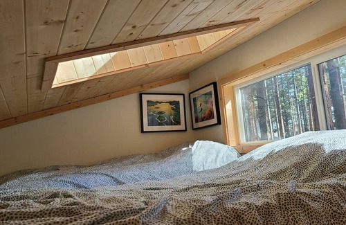 Savary Island Cabin | Off grid cabin on Savary with guest bunkeenn