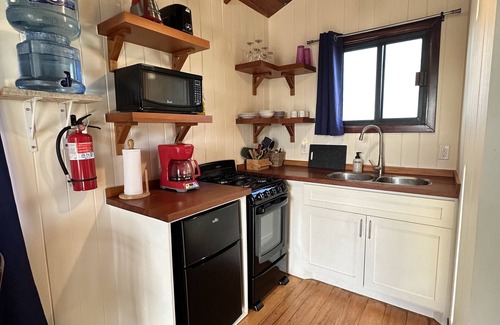 San Pedro Cabin | Off-grid Casita on the most popular beach area of Ambergris Caye!