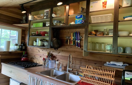 Siler City Cabin | Off-Grid Farm Retreat in Silk Hope